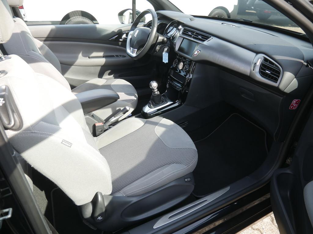 DS Automobiles DS 3 Cabrio THP 165 SoParis SHZ KAMERA NAVI LED