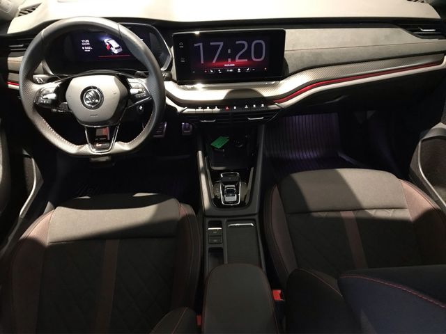 Octavia Combi RS 2.0 TDI DSG*AHK*DCC*ACC*