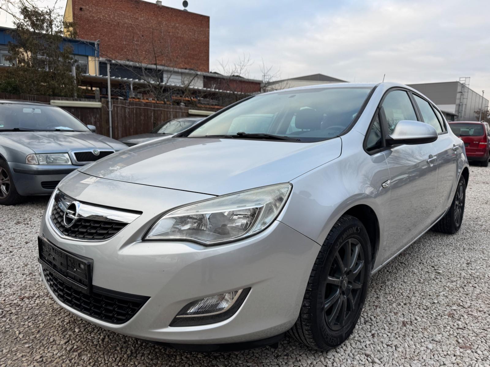 Opel Astra J Lim. 5-trg. Edition//SHZ/Temp/TÜV/Klima/