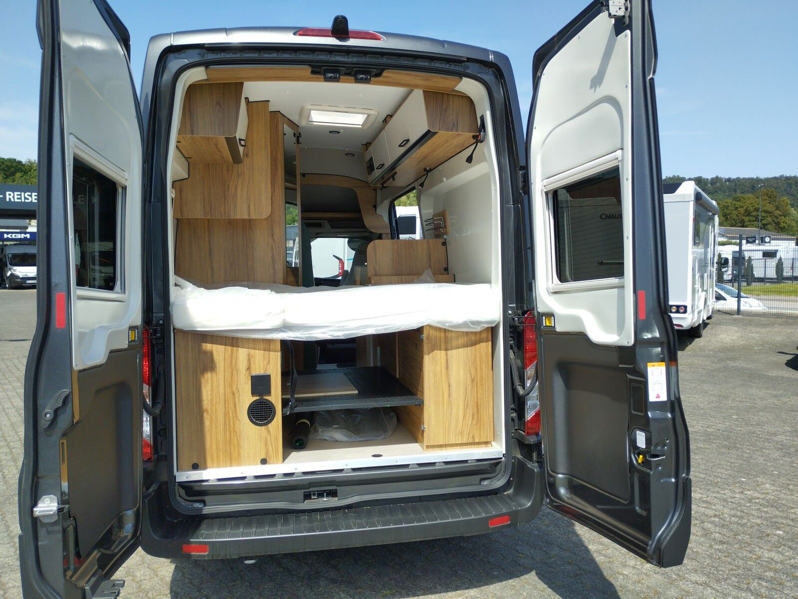Fahrzeugabbildung Karmann Dexter 4x4 DE 560 AW Allrad 4x4, Rückfahrkamera