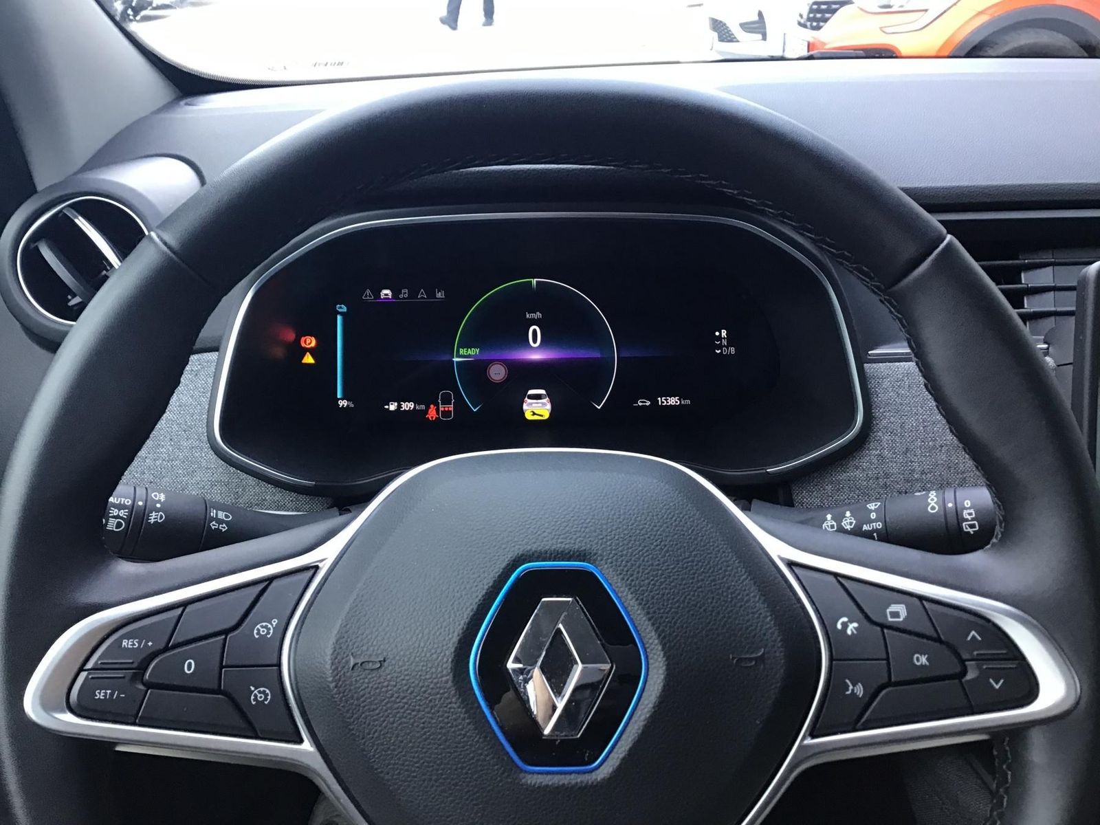 Fahrzeugabbildung Renault ZOE EXPERIENCE inkl. BATTERIE/NAVI/