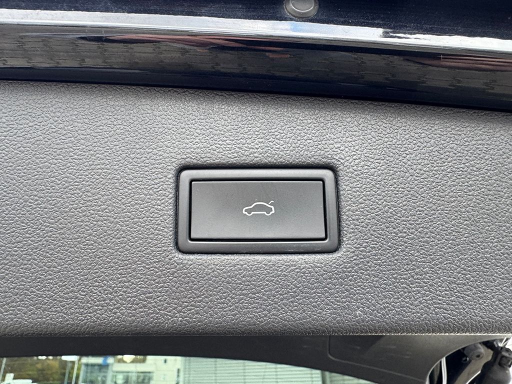 Tiguan Allspace 2.0 TDI 4M R-LINE *LEDER*H&K*