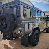 Land Rover Defender 110 KAHN EDITION 7 seater - Land Rover Defender: Edition
