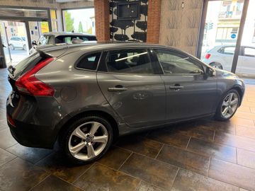 Volvo V40 - 4