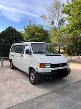Volkswagen T4 Caravelle 2.5 TDI 75kW syncro lang Camper 