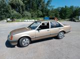 Opel Rekord - Opel Rekord mit Benzin-Antrieb: Automatik