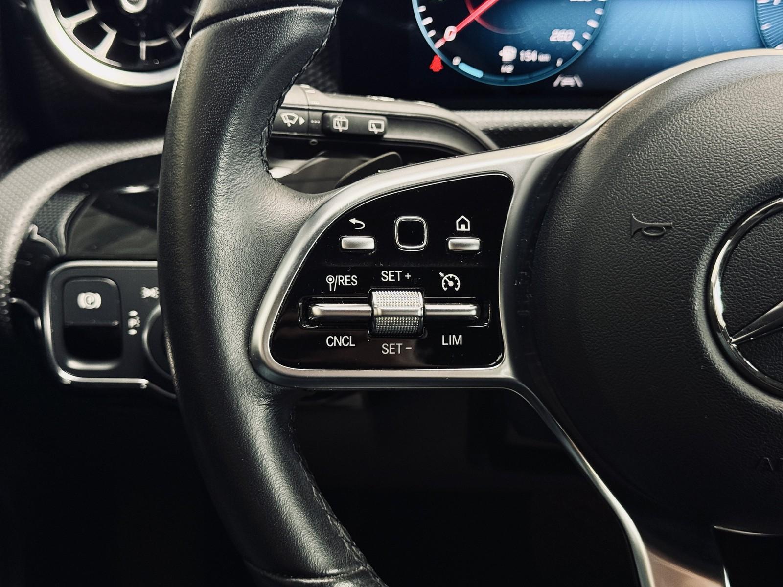 Mercedes-Benz A-Class SHZ Widescreen LED Carbon, миниатюра 18