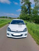 Opel Astra OPC Nürburgring-Edition  - Opel Astra: Opc Nürburgring Edition