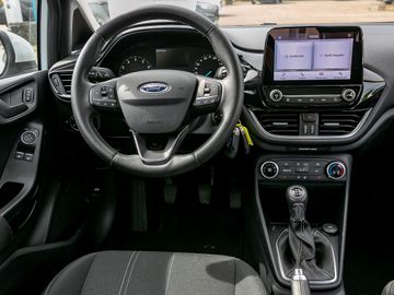 Ford Fiesta Cool & Connect WINTERPAKET KLIMA PDC TOUC