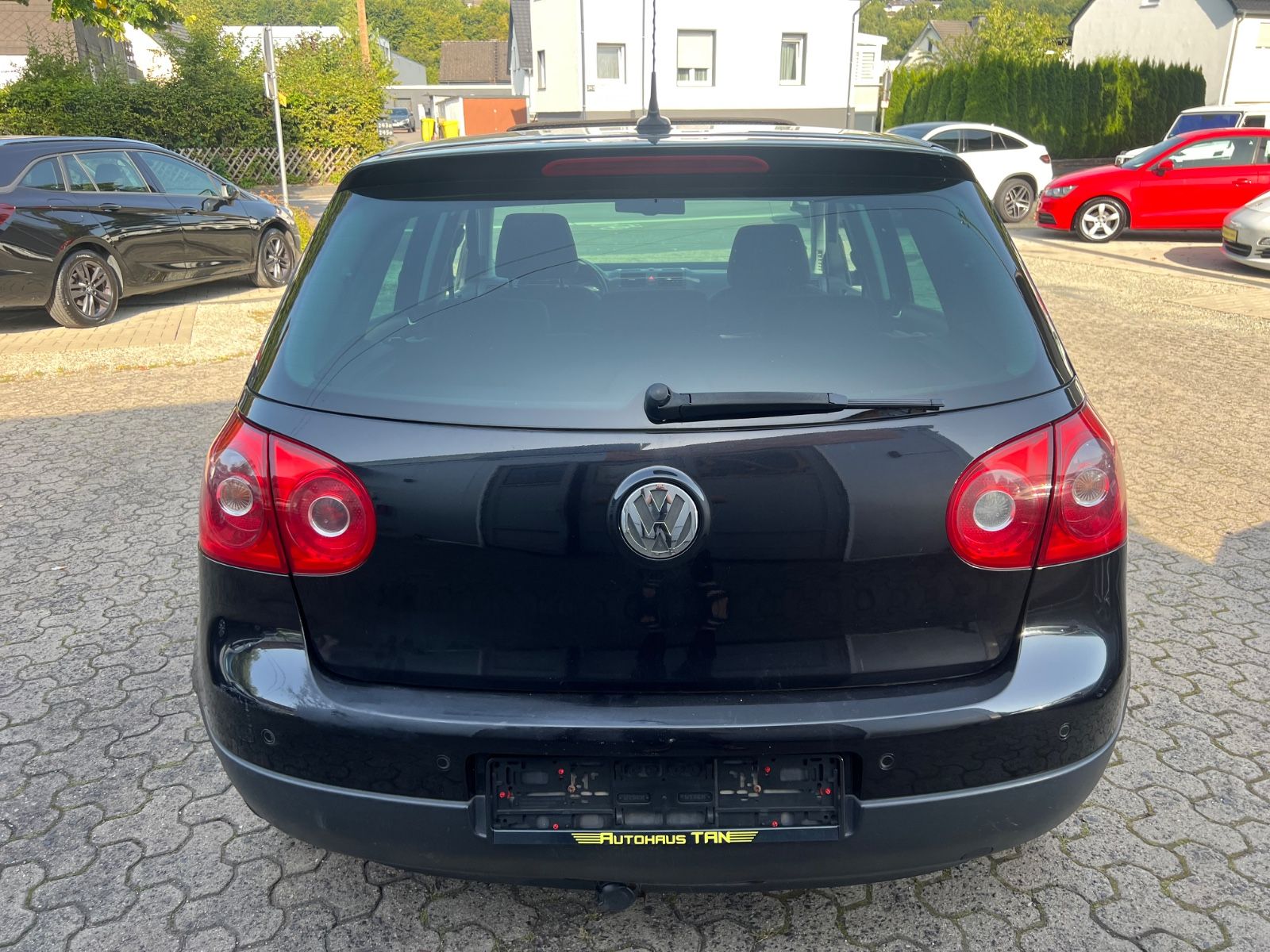 Fahrzeugabbildung Volkswagen Golf V Lim. Tour Edition *1.HAND*