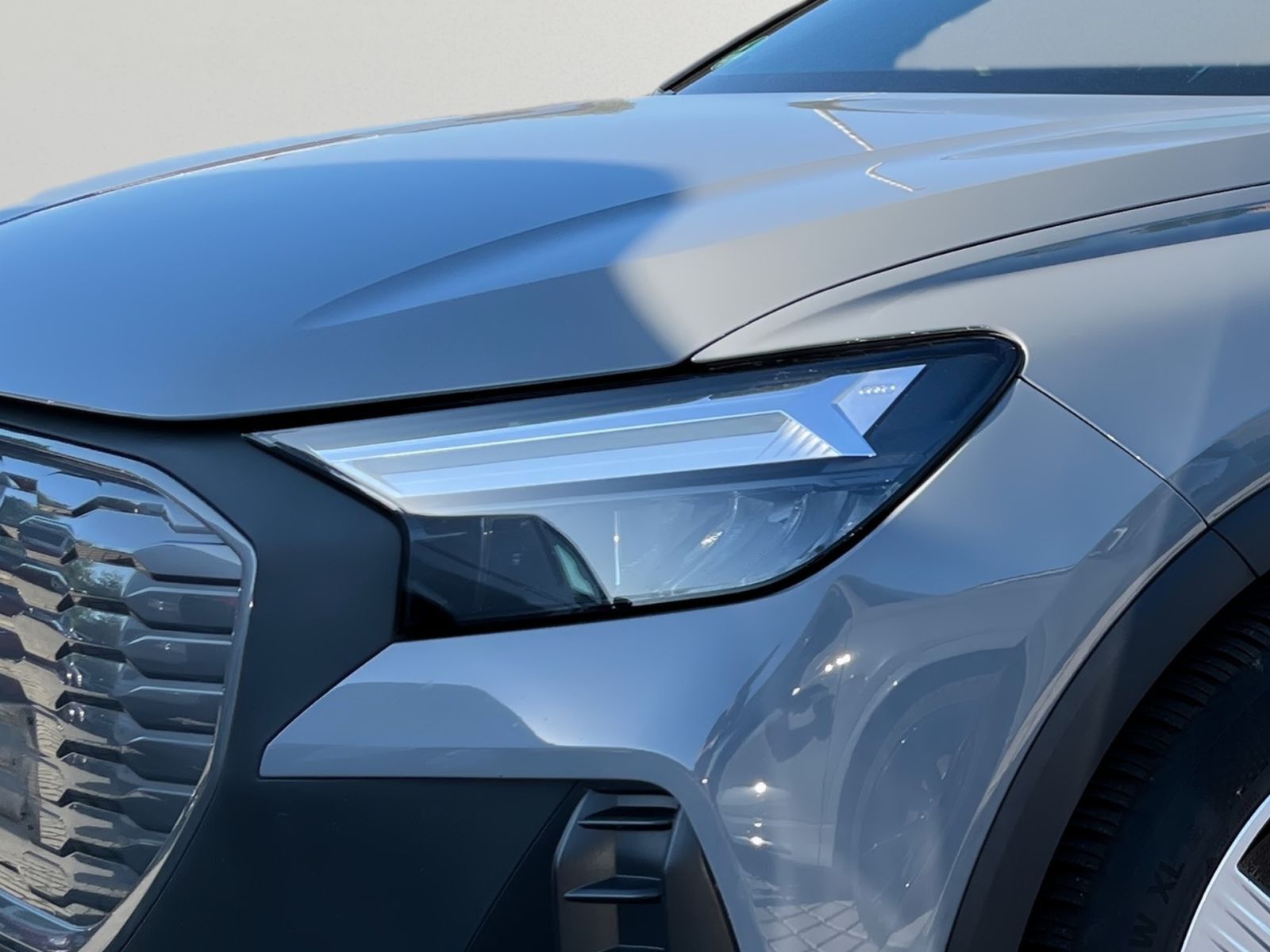 Audi Q4 Sportback e-tron 35 Navi AssistenzPaket el.He imagem 3