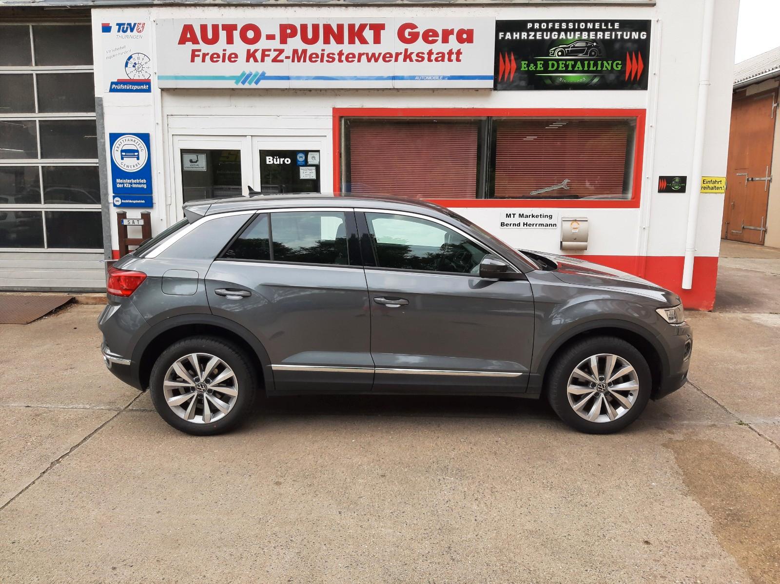 Volkswagen T-Roc 2.0 TDI Style AHK Navi LED SHZ ACC RFK