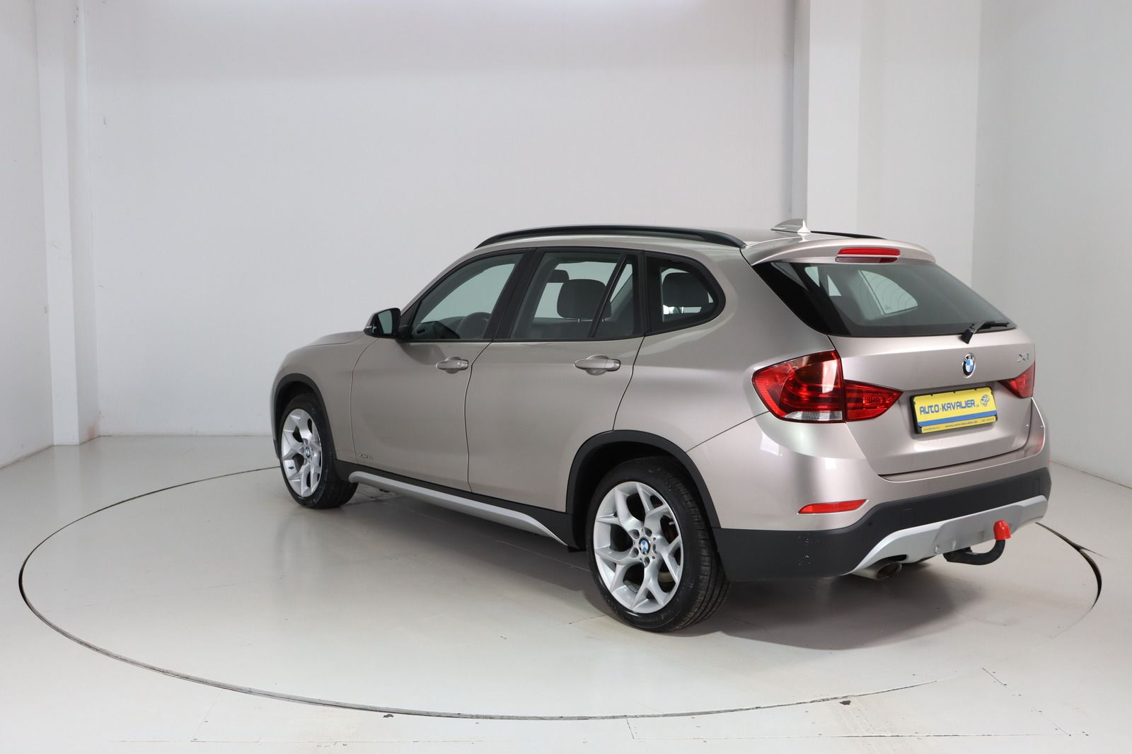 Fahrzeugabbildung BMW X1 Xdrive 18d X-Line * 1.Hand