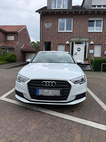AUDI A3 1.0 TFSI - Virtual Cockpit / Keyless Go