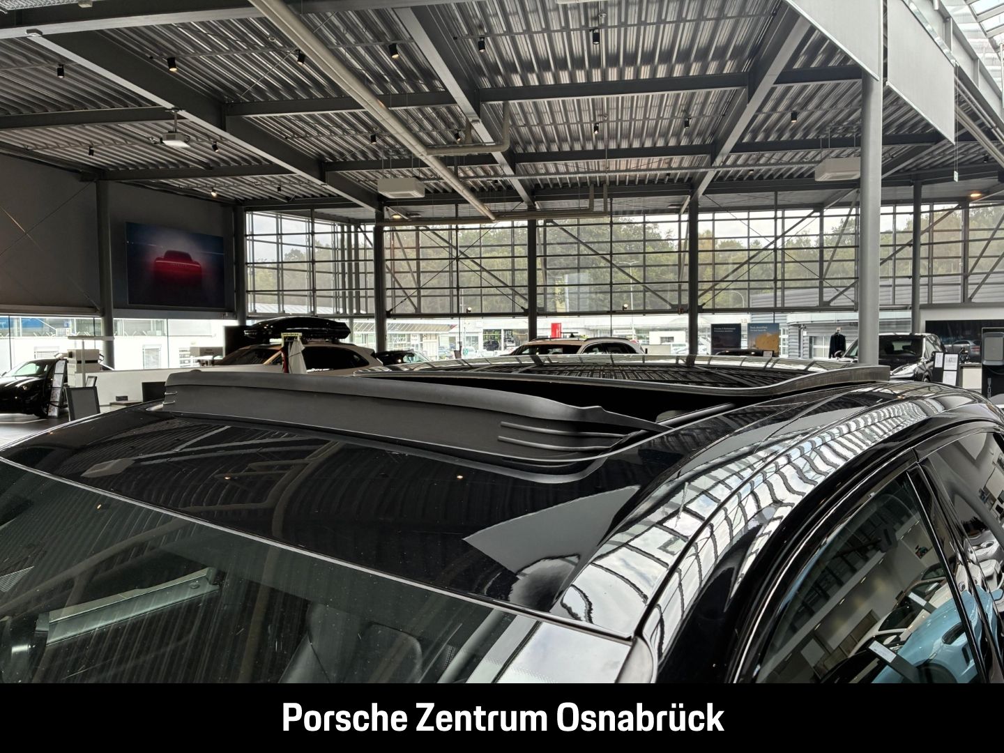 Porsche Cayenne E-Hybrid Pano AHK Luft 18-Wege Burmester foto 12
