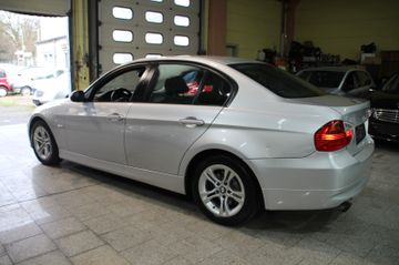 BMW 320 - 5