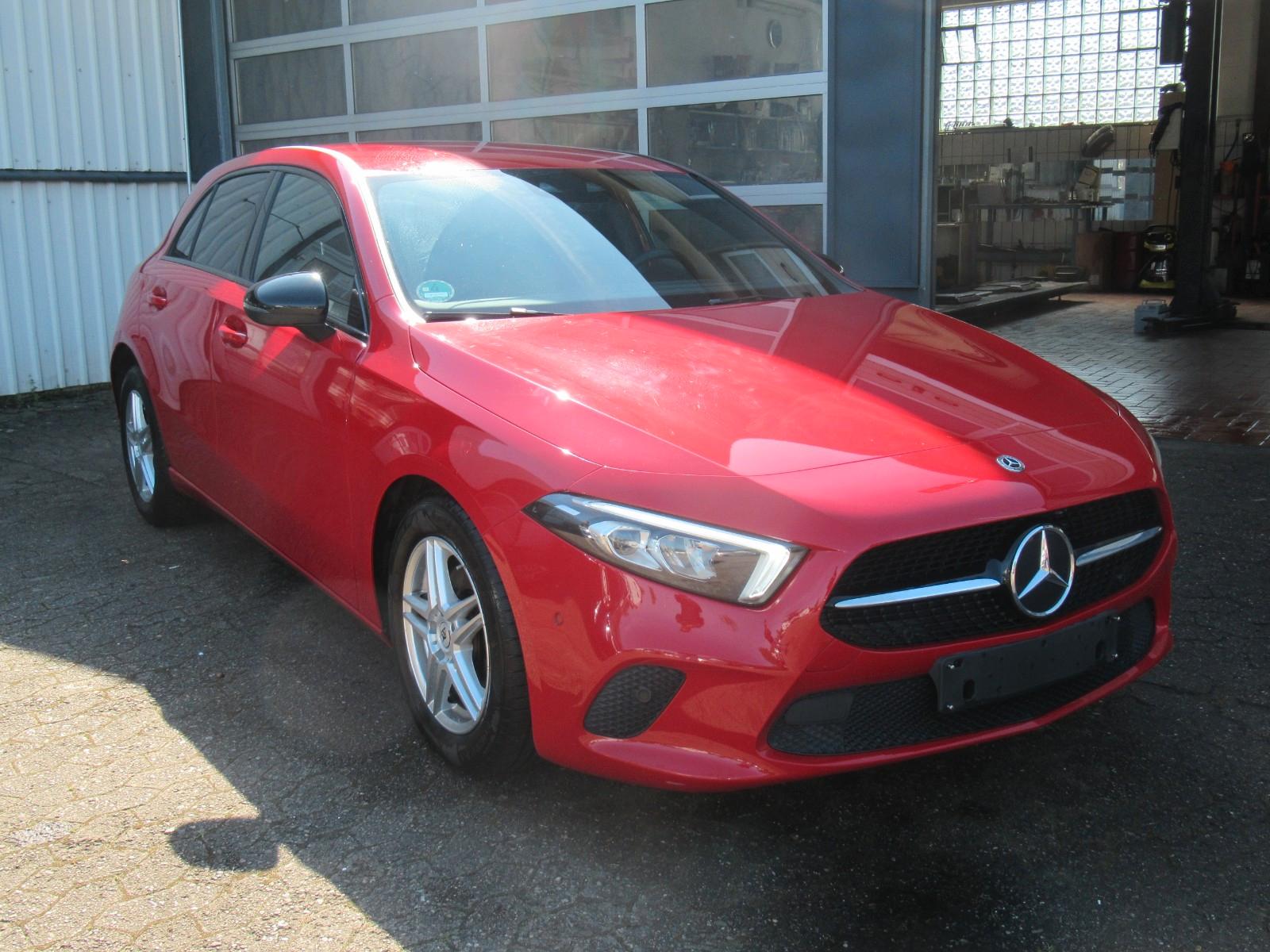 Mercedes-Benz A 200 d LED,Navi,AHK,Sitzheizung Euro6,