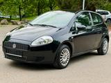 Fiat Punto 1.4 8V Dynamic*KLIMA*SHZ*MFL*1.HAND*S-HEFT - Fiat Punto Gebrauchtwagen in Stuttgart