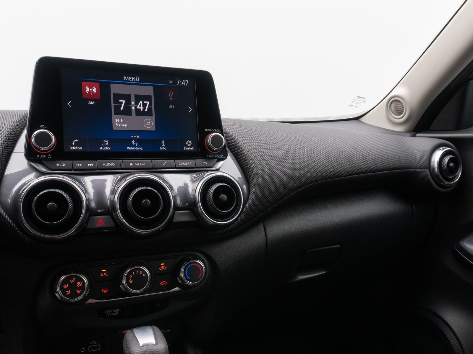 Fahrzeugabbildung Nissan Juke ACENTA Kamera FahrAssist DAB LED Touch LM