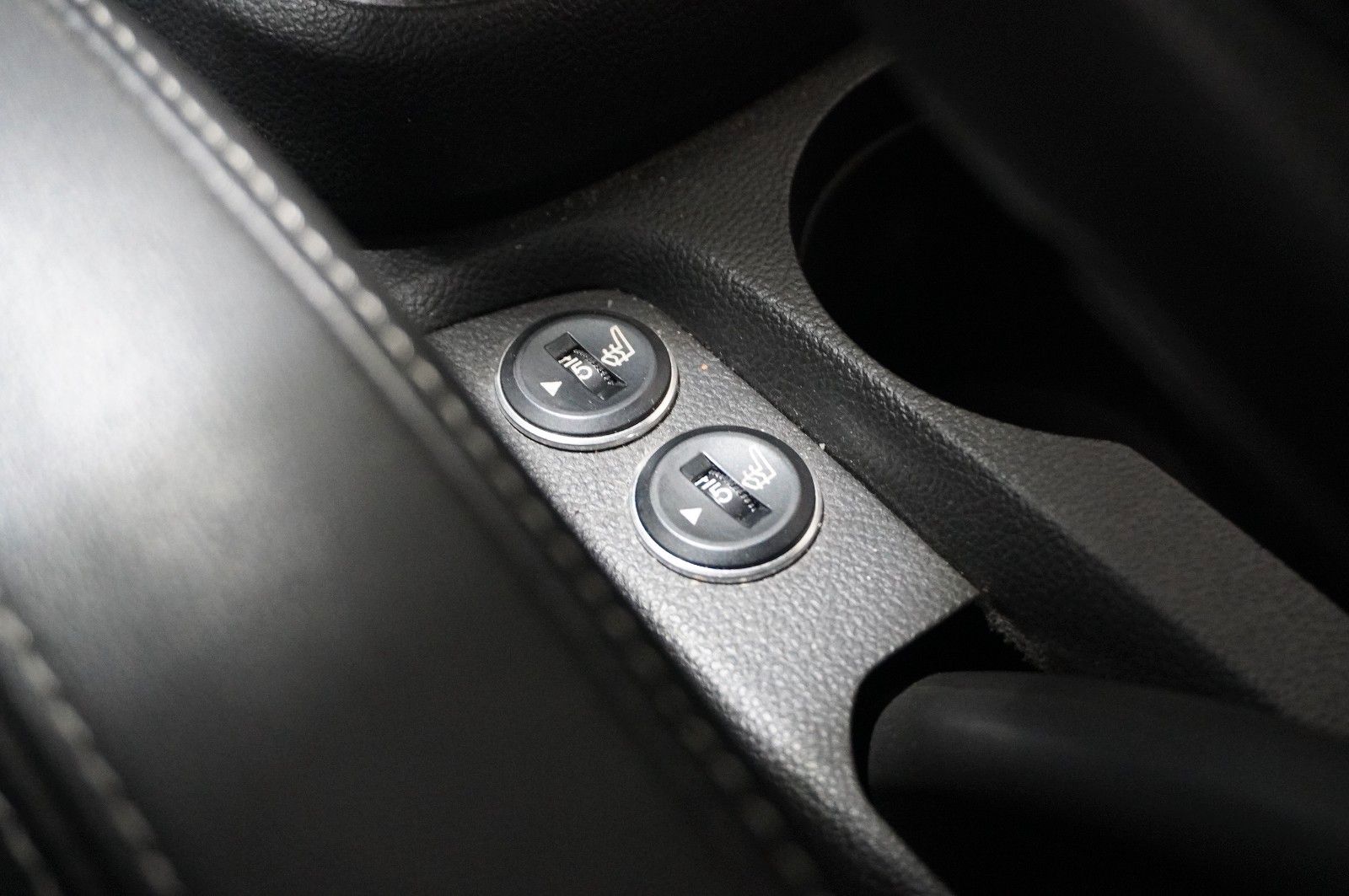 Fahrzeugabbildung Opel Mokka X 1.4 INNOVATION NAVI/LED/KAMERA/SPORT/SHZ