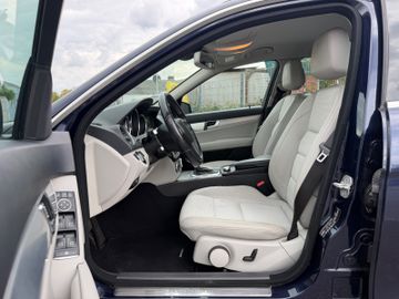 Mercedes C 220 - 11