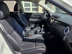 Fahrzeugabbildung X-Trail Tekna 4x4 KAM PANO SHZ LED