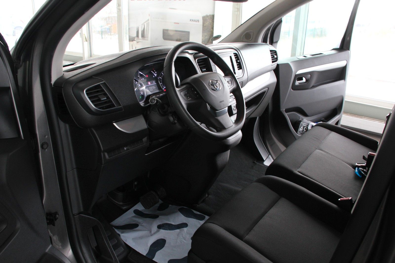 Fahrzeugabbildung Toyota Proace Verso L2 Shuttle Comfort