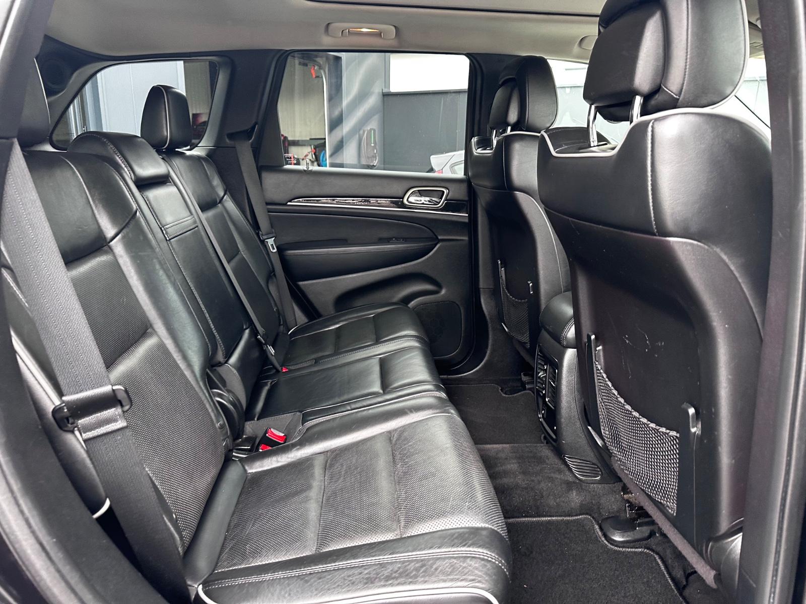 Jeep Grand Cherokee 3.0 CRD Overland | 241 ch | BVA | Cuir | GPS | Suspension pneumatique | Sièges chauffants | Attelage