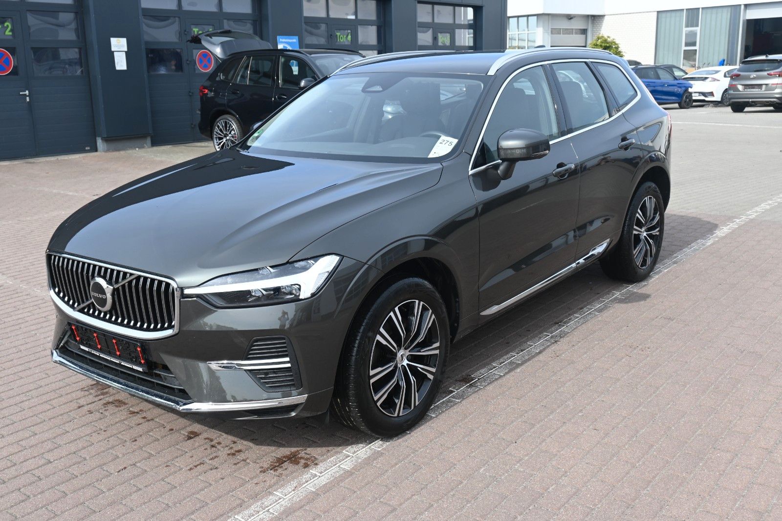 Fahrzeugabbildung Volvo XC60 B5 B Inscription AWD*PDC*AHK*FSHZG*