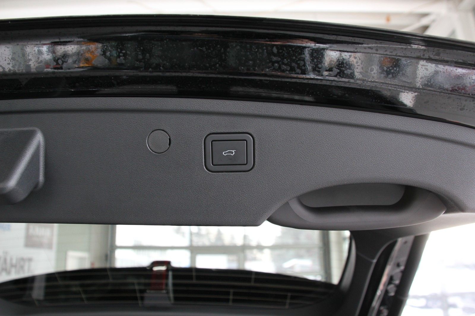 Fahrzeugabbildung GWM Wey 05 PHEV AWD Premium