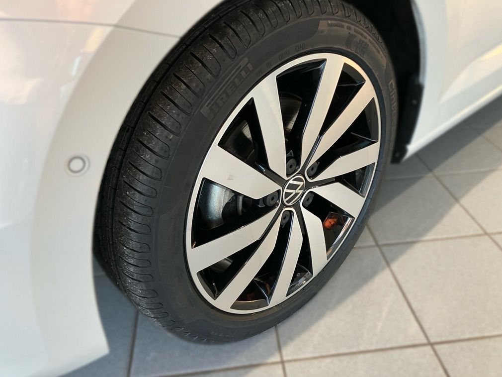 Volkswagen Touran - Bild 9