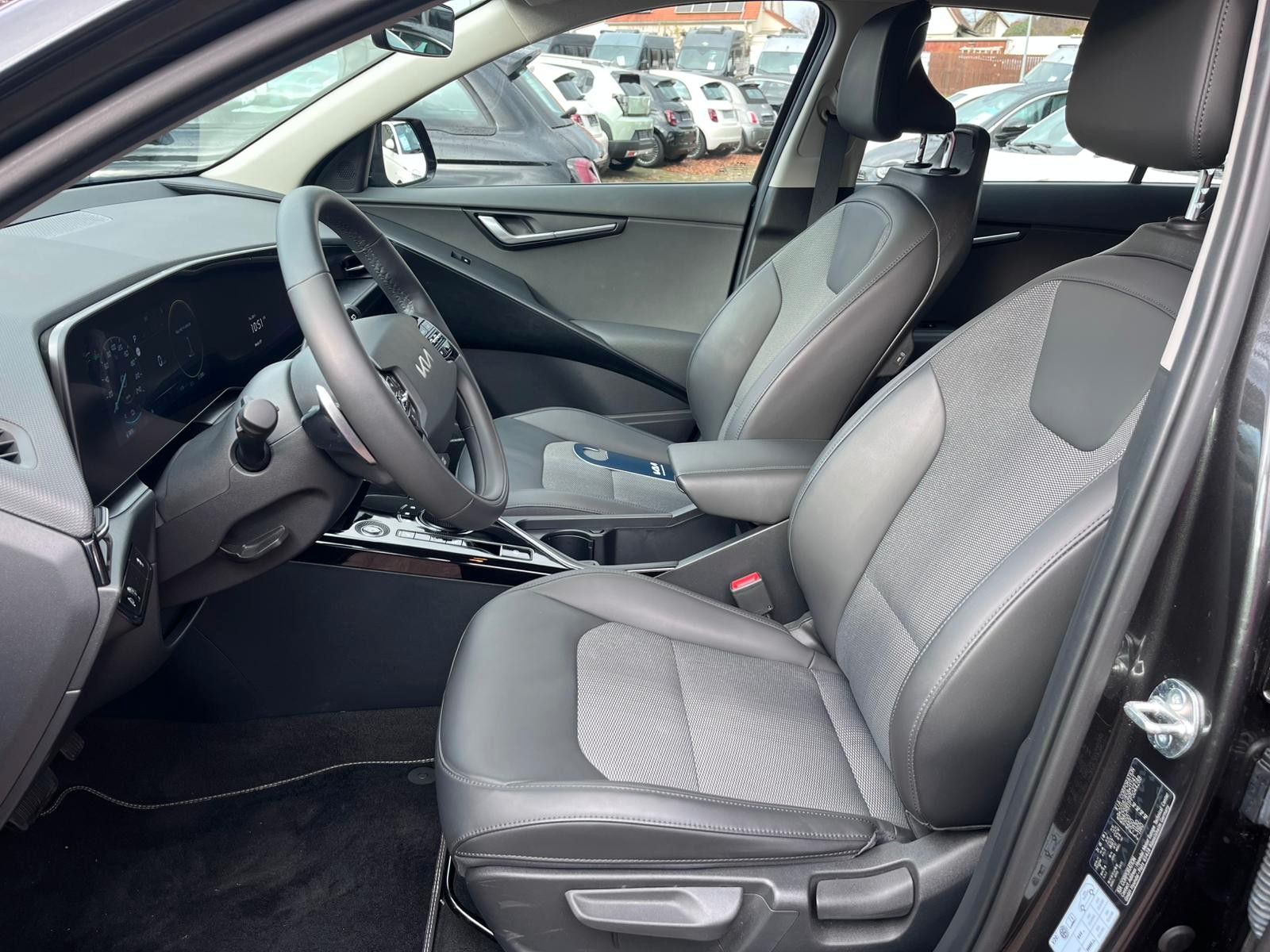 Fahrzeugabbildung Kia NIRO EV VISION SPECIAL STD NAVI KAMERA SITZHEIZ.