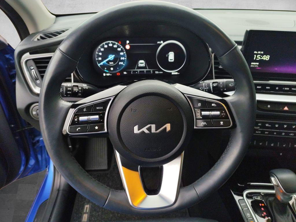 Kia Ceed SW 1.5T AT Platinum Leder