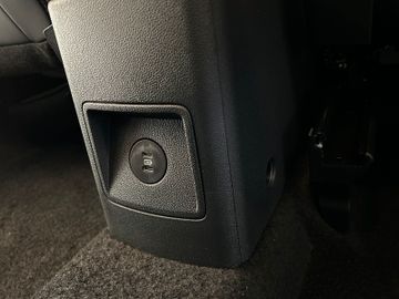 Ford Tourneo Courier Active Automatik