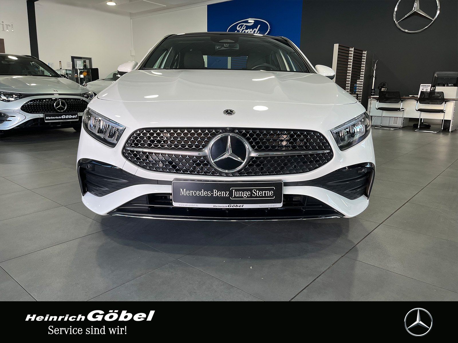 Fahrzeugabbildung Mercedes-Benz A 200 Lim. AMG+PANO+AMBIENTE+LED+KAMERA+WINTER.P