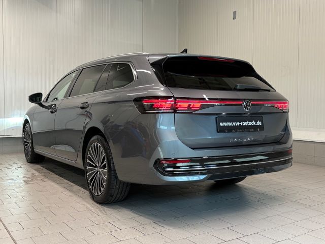 Passat Variant Elegance 2.0 TDI DSG IQ.LIGHT RFK
