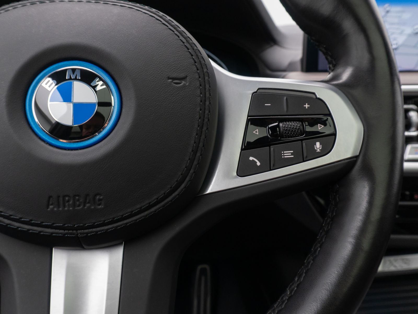 Fahrzeugabbildung BMW iX3 Impressive M Sport Panorama 360°HUD DAB H/K
