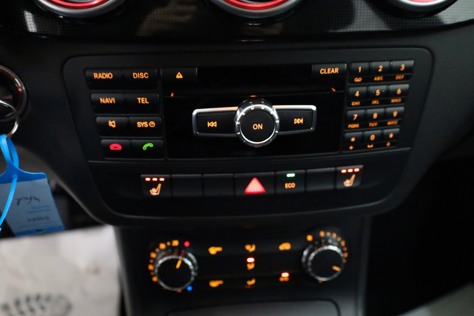 Fahrzeugabbildung Mercedes-Benz B 180d Navi,Bi-Xenon,SH,PDC vo.+hi.