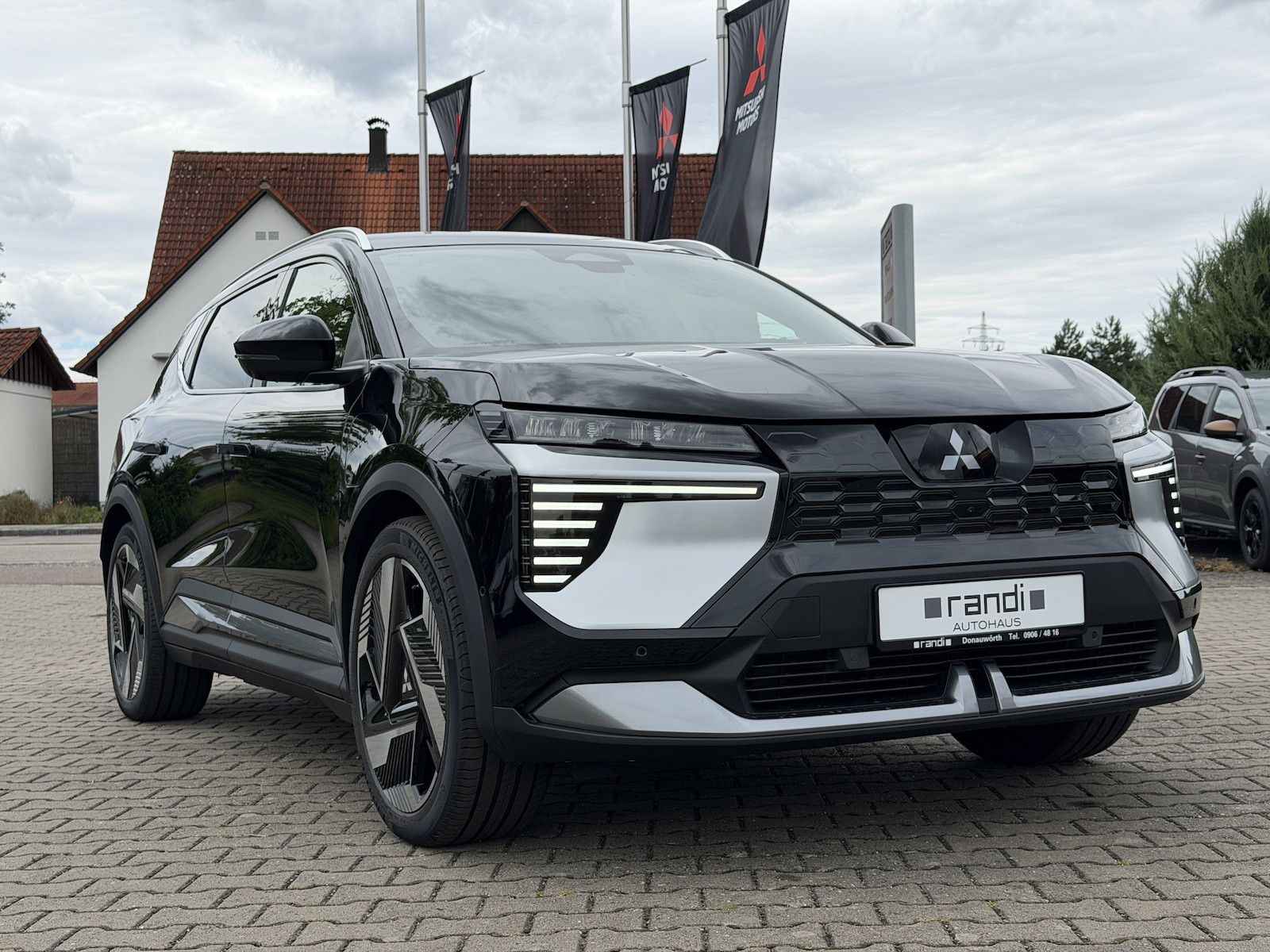 Mitsubishi Eclipse Cross Diamant Top 22KW / SitzH/RFK/DAB+
