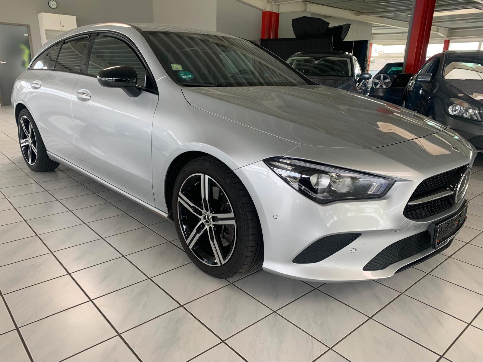Mercedes-Benz CLA 250 Shooting Brake LED Night- und Park-Paket