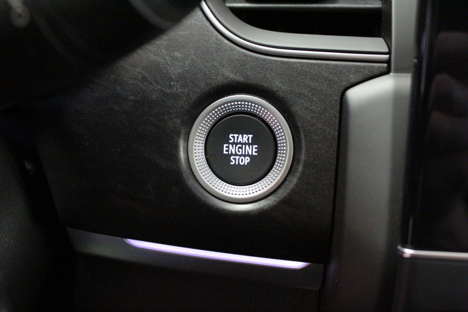 Fahrzeugabbildung Renault Arkana Mild Hybrid 160 EDC Esprit Alpine*15098*
