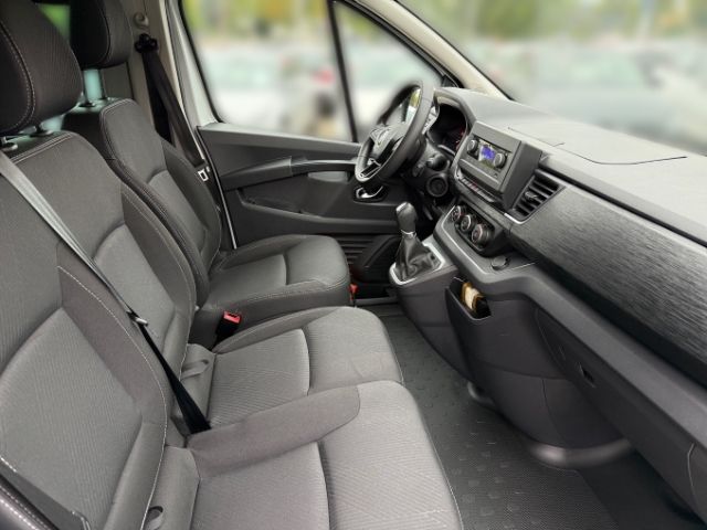 Fahrzeugabbildung Renault Trafic Combi L1H1 Life 2.0 BLUE dCi 150 +RADIO+P