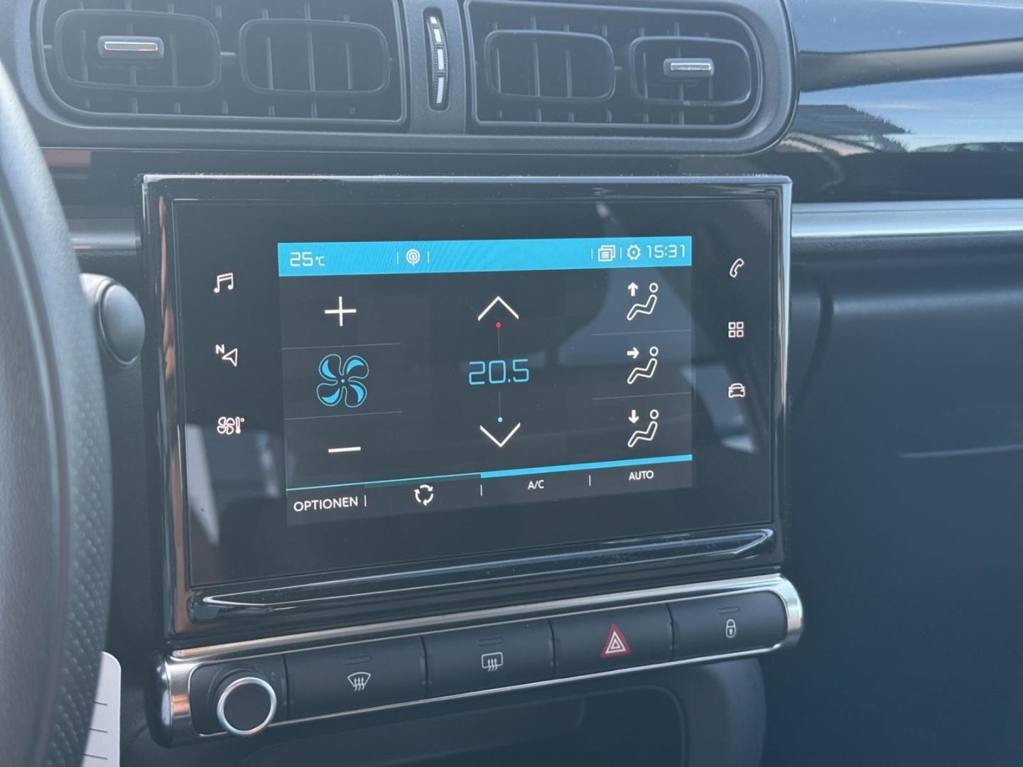 Citroën C3 PureTech 82 1.2 Plus  Navigation/LED/Klima