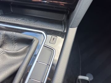 VW Passat Variant 2.0TDI Elegance DSG+Alcantara+LED, Bild 21