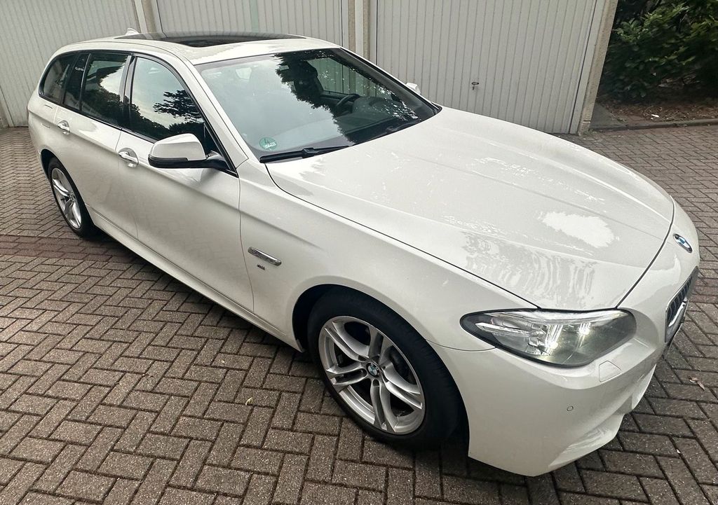 Image of BMW 520
