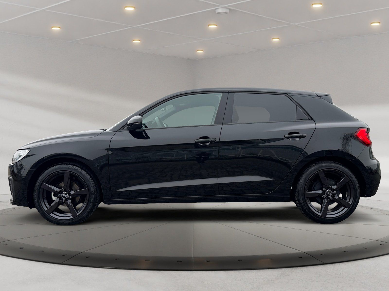 Audi A1 Sportback 25 TFSI S tronic LED, Sportsitze imagem 3