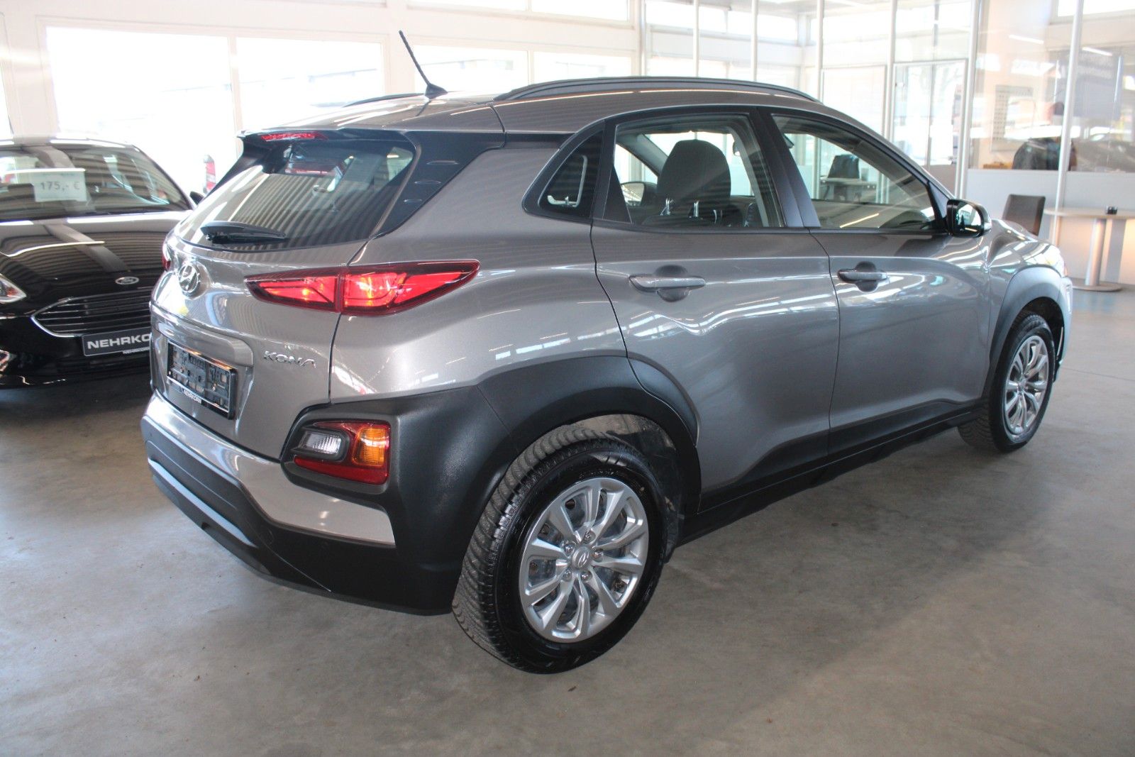 Fahrzeugabbildung Hyundai KONA 1.0 T-GDI KLIMA AHK Allwetter PDC Tempomat