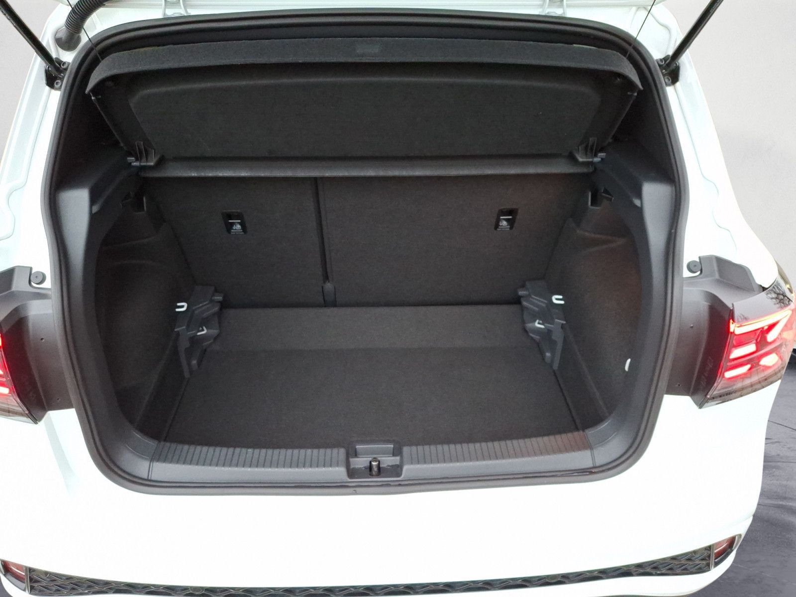 Volkswagen T-Cross - Bild 13