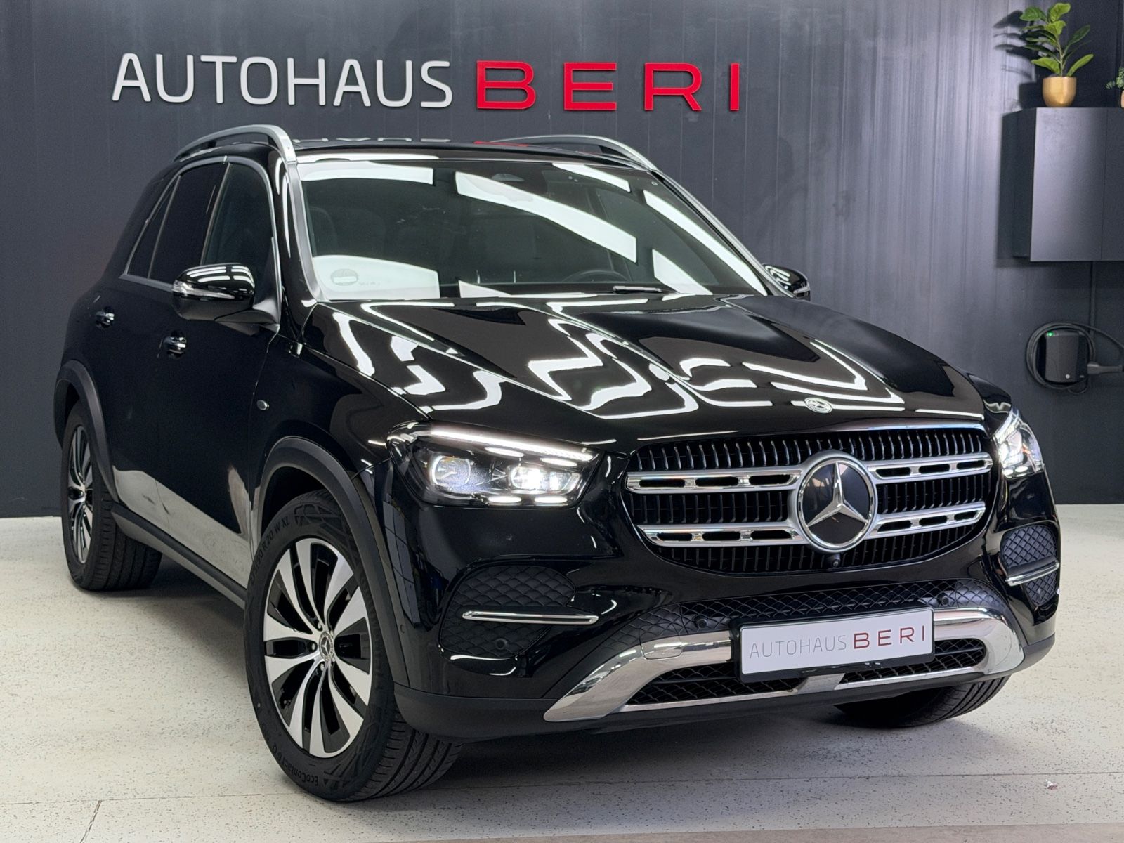 Mercedes-Benz GLE 350de 4M*360°*AHK*Pano*Burmester*Memory*20"