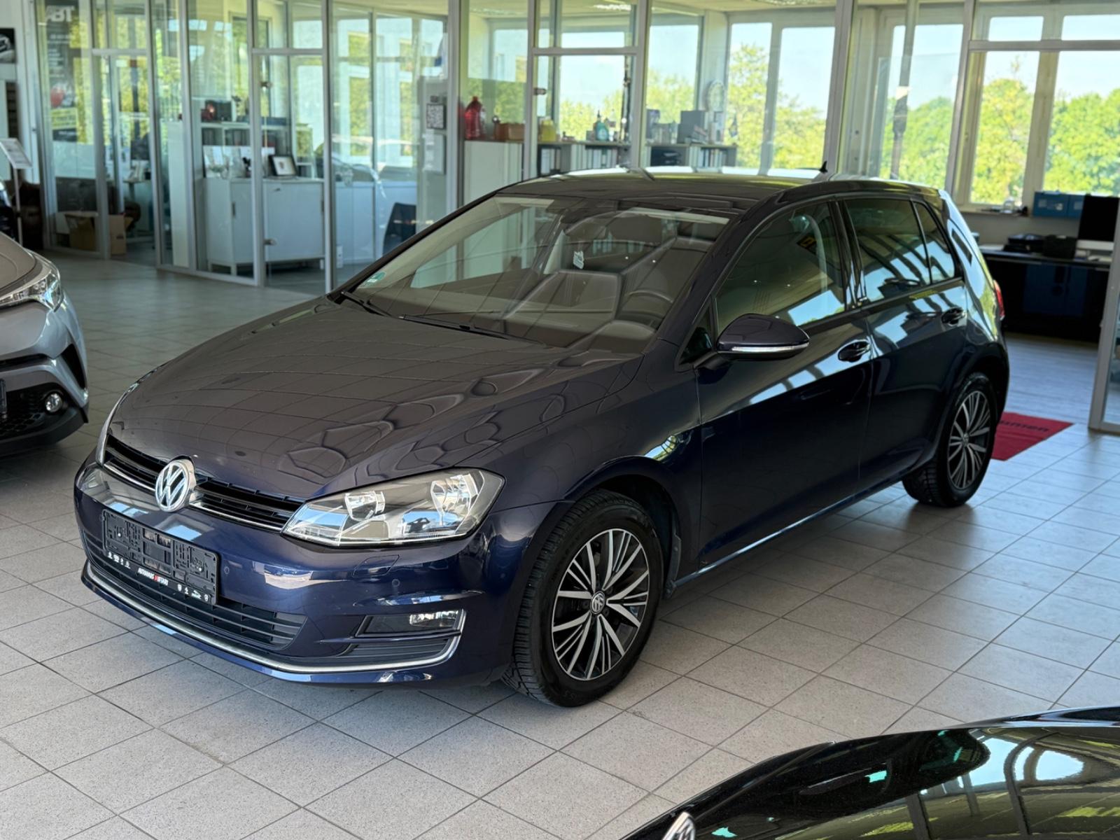 Volkswagen Golf VII Lim. Allstar BMT NAVI PDC MFL SHZ Tempo